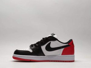 Air Jordan 1 black and white black toe